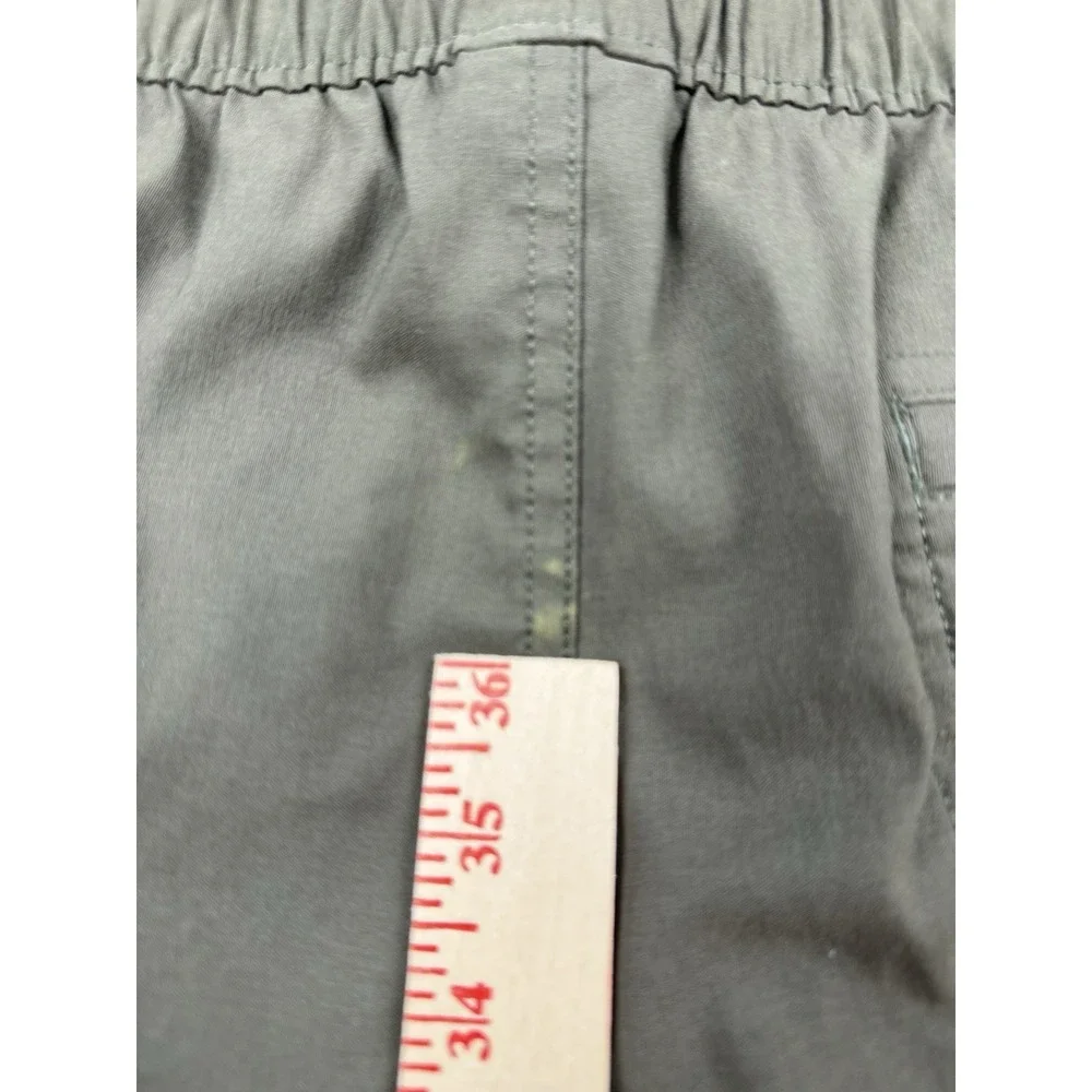 The North Face Shorts Mens Medium Olive Green Hiking Outdoor Elastic Waist